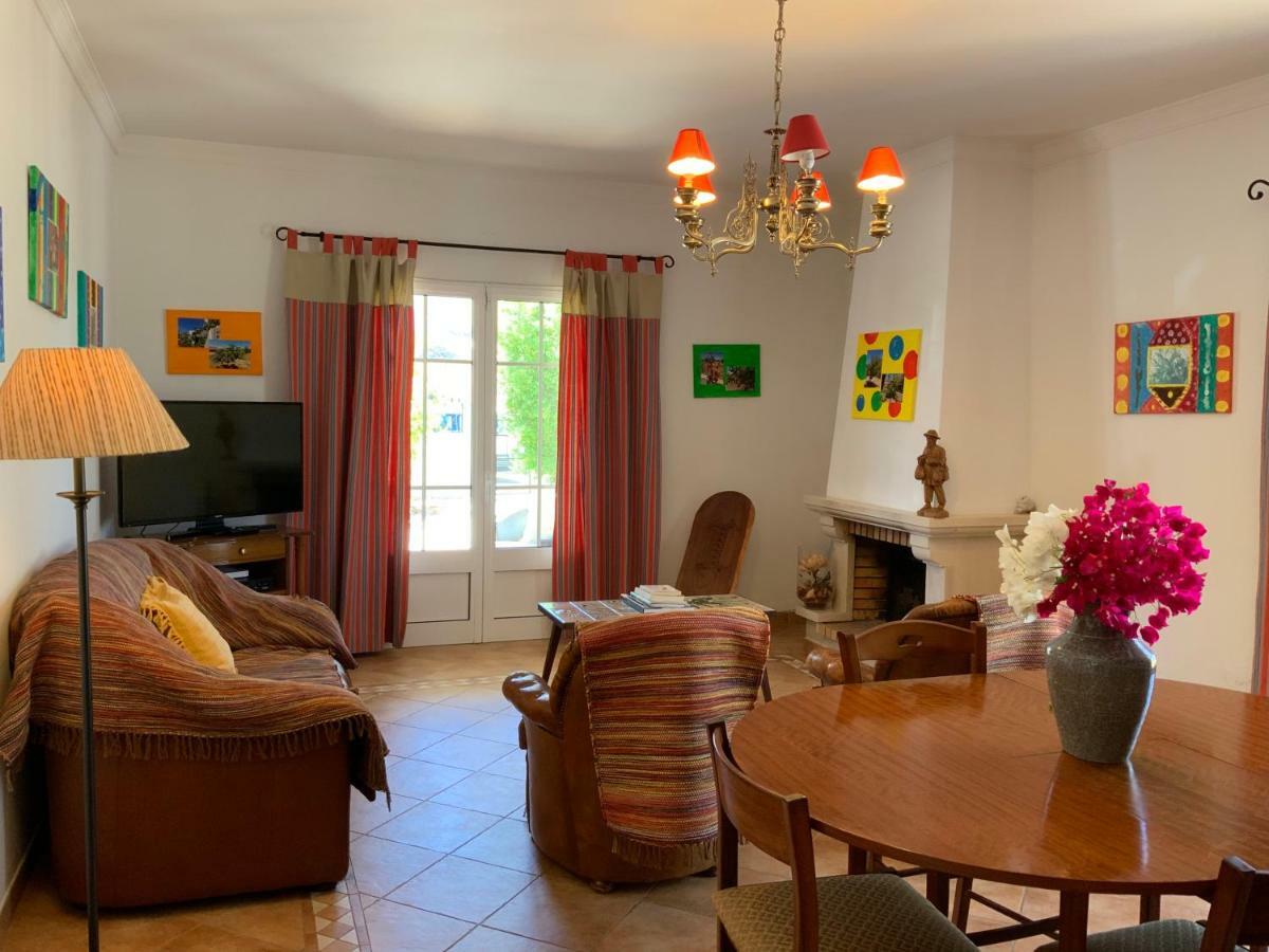 Guest House Alfarrobeiras Albufeira Dış mekan fotoğraf
